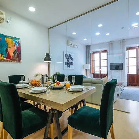 Homeyseville-amazing Views Cathedral Tomas De Ibarra - 8 Pax, Parking Optional شقة