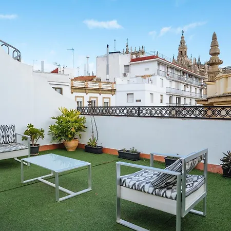 Homeyseville-amazing Views Cathedral Tomas De Ibarra - 8 Pax, Parking Optional アパート セビリア