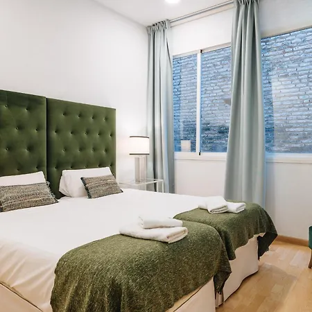 Homeyseville-amazing Views Cathedral Tomas De Ibarra - 8 Pax, Parking Optional شقة *