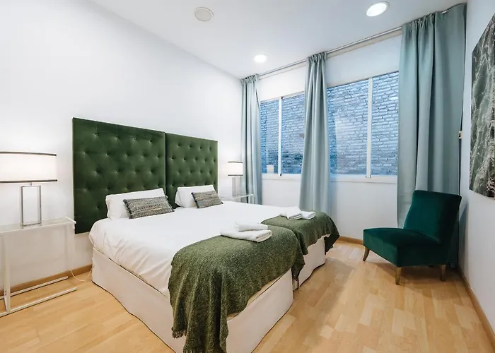 Apartment Homeyseville-amazing Views Cathedral Tomas De Ibarra - 8 Pax, Parking Optional *