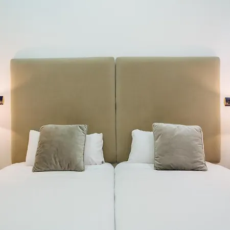 Homeyseville-amazing Views Cathedral Tomas De Ibarra - 8 Pax, Parking Optional Sevilla